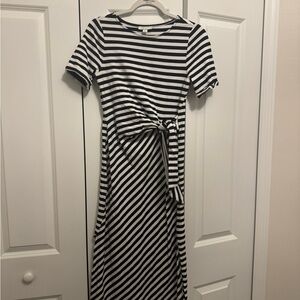 Black and White Striped Tie-Waist Maxi Dress